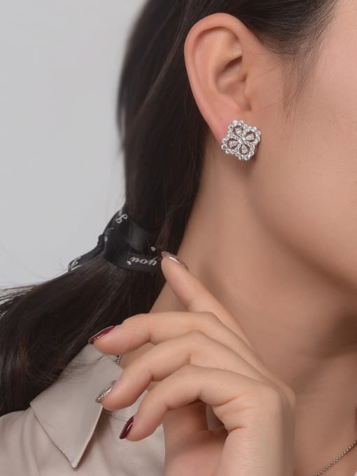 A&T Jewelry 925 Sterling Silver High Carbon Diamond Flower Dainty Stud Earring 1