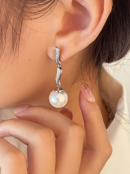 A&T Jewelry 925 Sterling Silver Freshwater Pearl Geometric Dainty Drop Earring 1