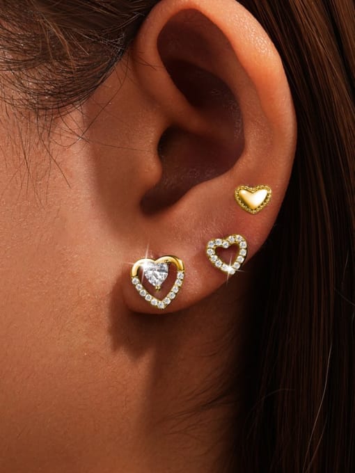 YUANFAN 925 Sterling Silver Cubic Zirconia Heart Minimalist Stud Earring 2