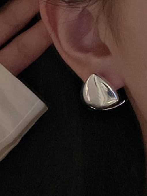 ARTTI 925 Sterling Silver Heart Minimalist Huggie Earring 1