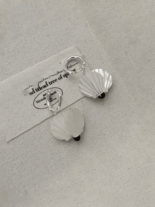 ARTTI 925 Sterling Silver Shell Geometric Vintage Huggie Earring 0