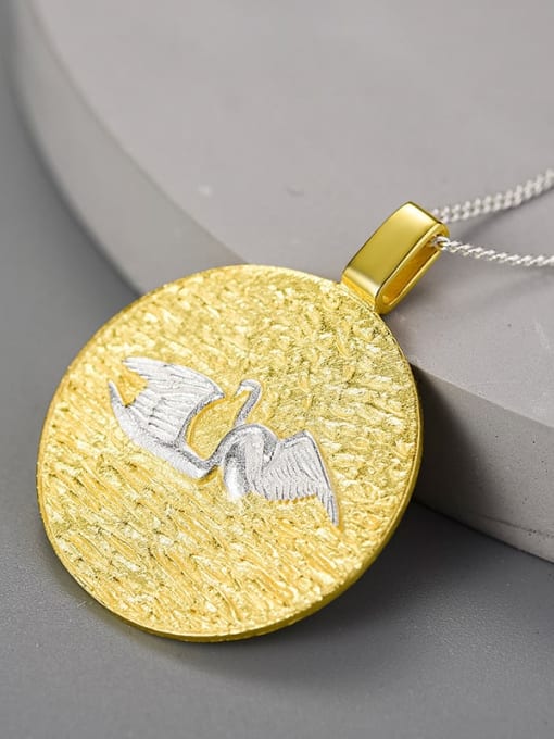 Gold color separation (excluding chain) 925 Sterling Silver Creative design of swan playing in water Minimalist Pendant