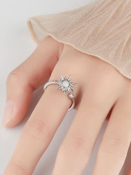 PNJ-Silver 925 Sterling Silver Cubic Zirconia Star Minimalist Rotate Band Ring 3