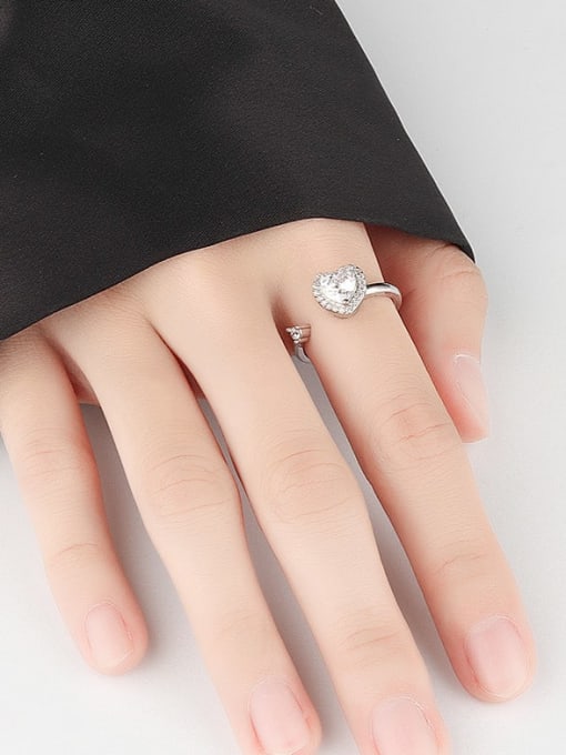 PNJ-Silver 925 Sterling Silver Cubic Zirconia Heart Minimalist Rotate Band Ring 1