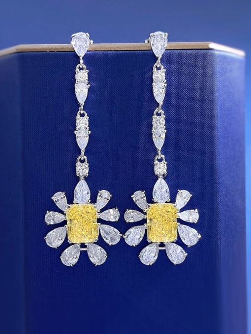 E235 Yellow 925 Sterling Silver High Carbon Diamond Flower Luxury Cluster Earring