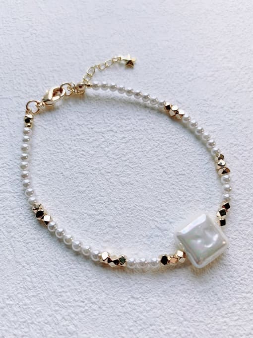 Scarlet White B-PE-001 Natural Round Shell Beads Chain Handmade Beaded Bracelet 0