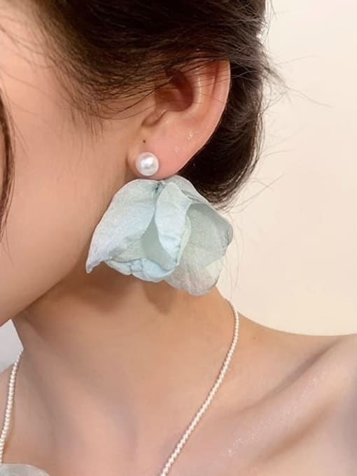 LM Zinc Alloy Flower Minimalist Drop Earring 0