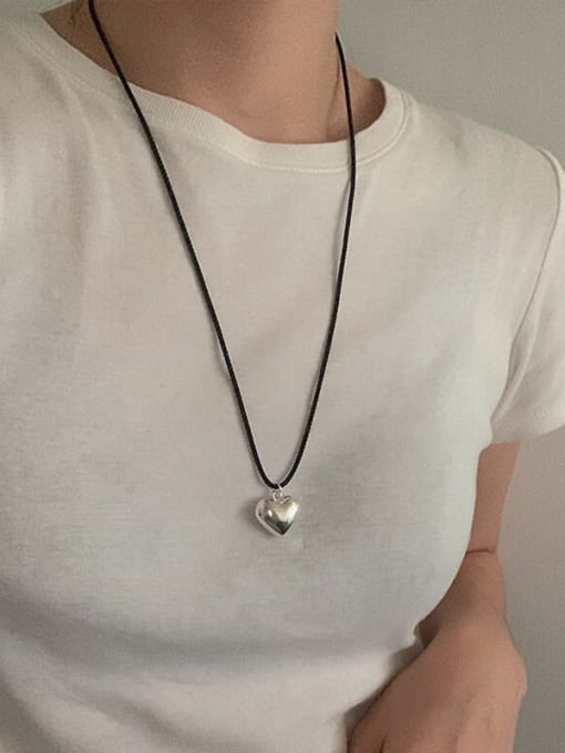LM Alloy Heart Minimalist Necklace 2