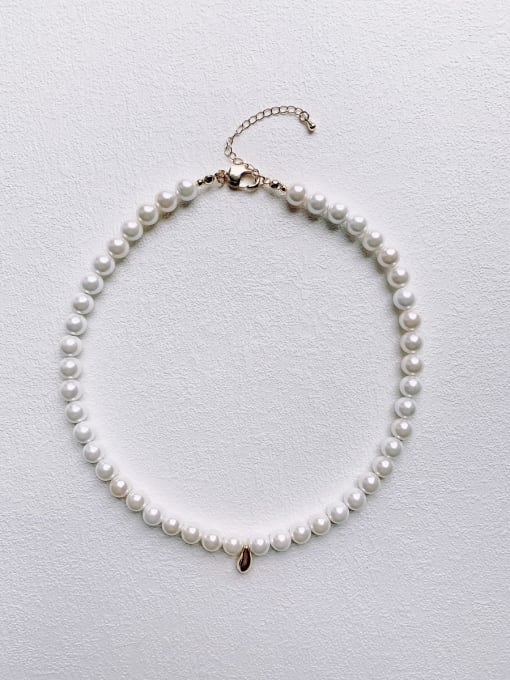 White Natural Round Shell  Beads Handmade Beaded Necklace