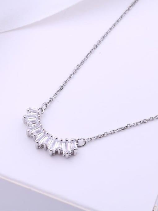 18K White Gold Plated Alloy austrian Crystal White Dainty Necklace