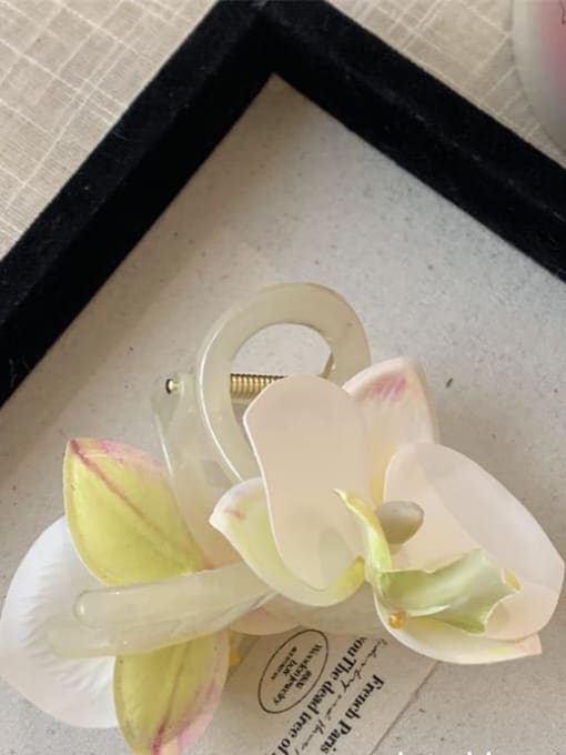 White Butterfly Trend Flower Mixed Metal Hair Barrette For Women