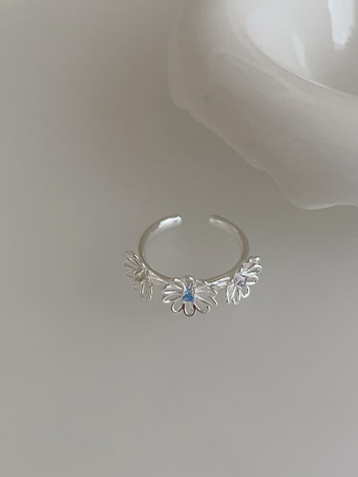 Three Flower Rings Alloy Cubic Zirconia Flower Dainty Band Ring