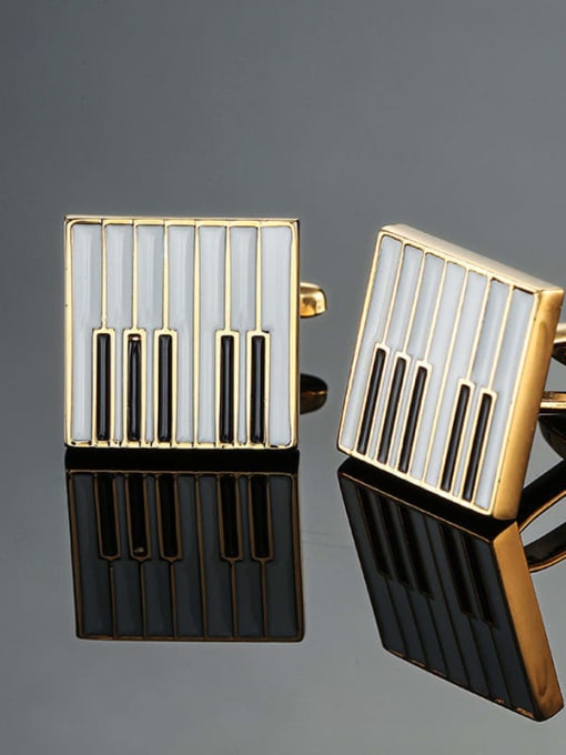 LM Brass Geometric Trend Cuff Link 1