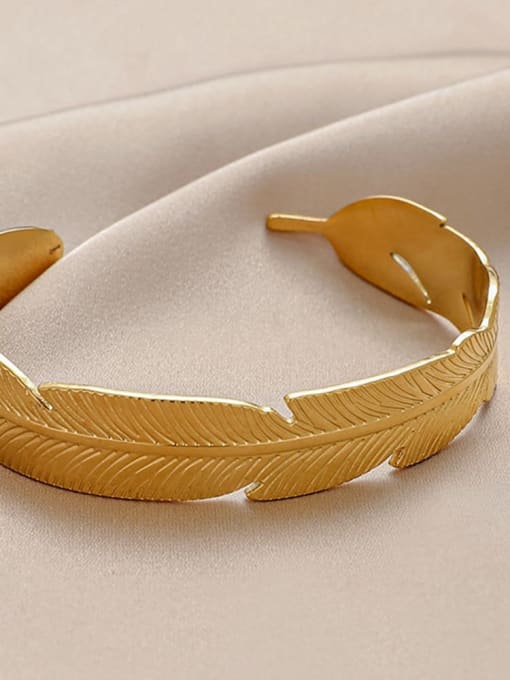 y543-1,Gold color Stainless steel Cuff Bangle with 18 styles