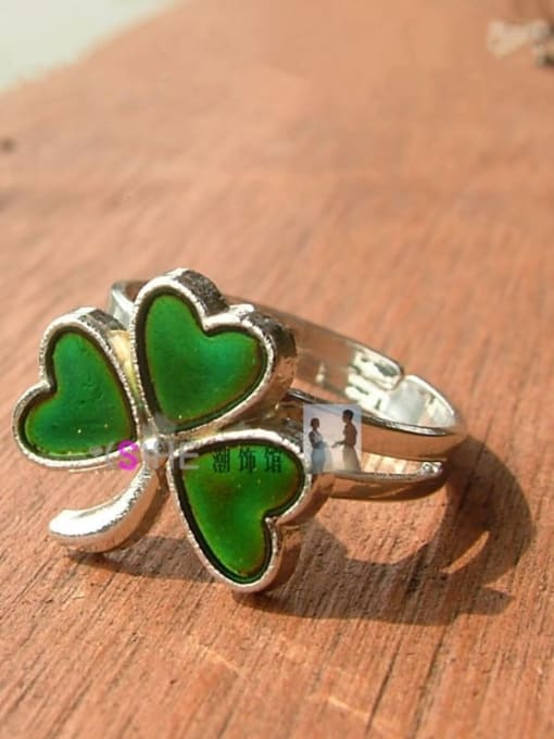 Clover Alloy Icon Cute Band Ring