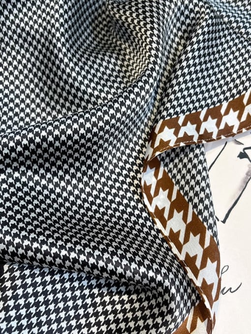 Silk Story 100% silk fashion stitching color matching size houndstooth 70*70cm classic small square 2