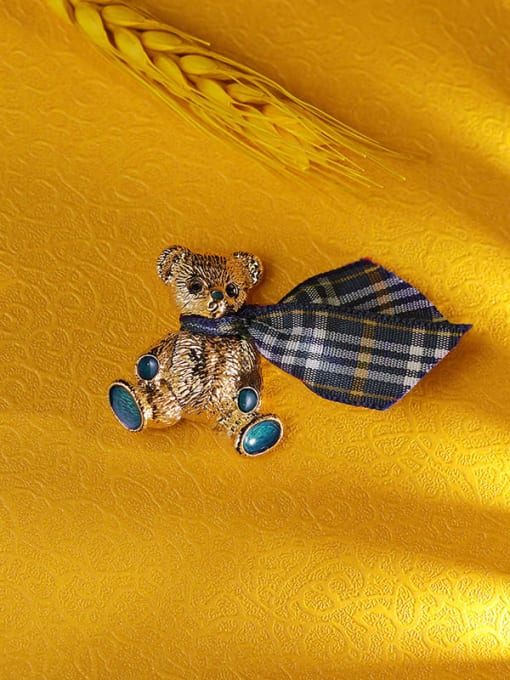 XIXI Alloy Fabric Bear Vintage Brooch 1