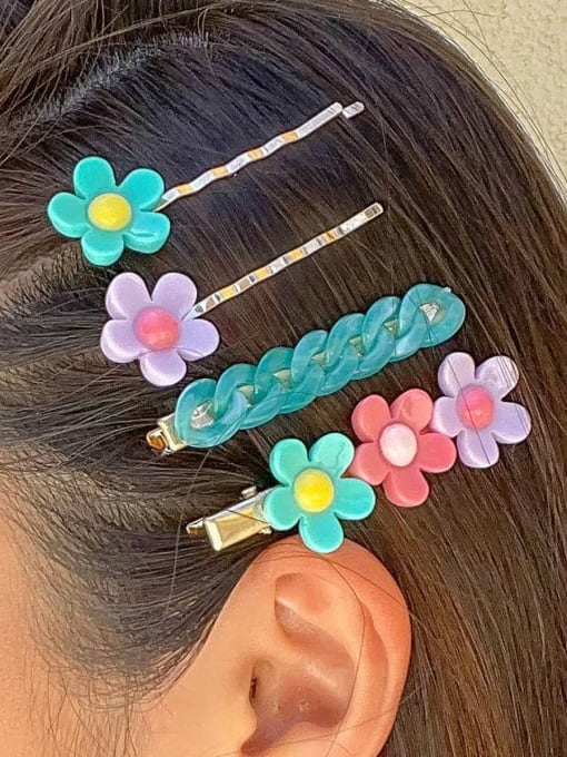YMING Cute A set of 4 acrylic chain  alloy flower hairpin 1