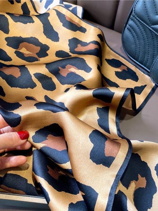 Silk Story Women Spring 100% silk Leopard Print 68*68cm Square Scarf 1