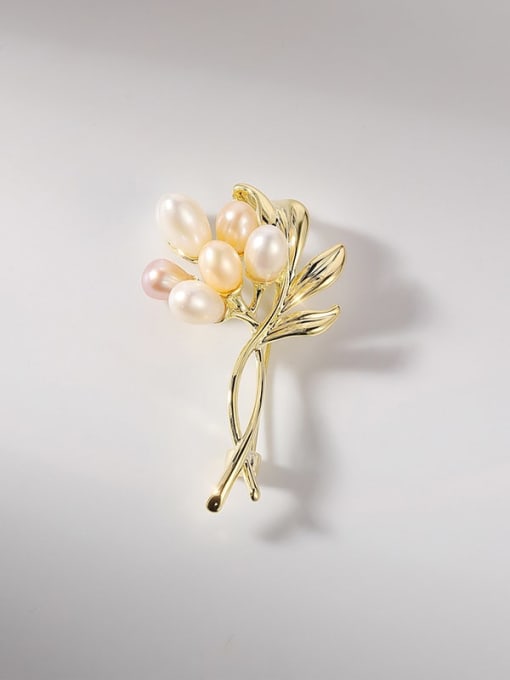 X4365 1 185 18K Gold Brass Imitation Pearl Flower Trend Brooch
