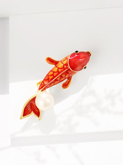 XIXI Alloy Enamel  Trend  carp playing with beads Brooch 2