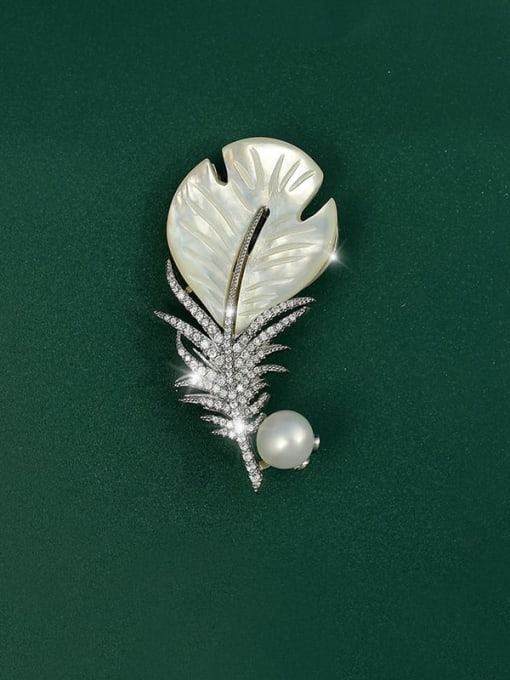 XIXI Brass Cubic Zirconia Shell Feather Trend Brooch 2