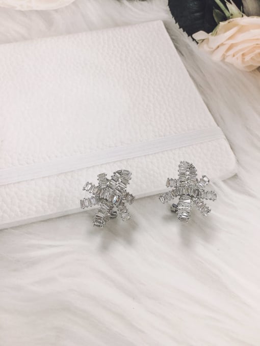 White Brass Cubic Zirconia Bowknot Trend Clip Earring