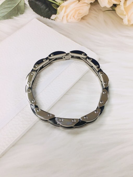 HE-IN Stainless steel Irregular Trend Link Bracelet 0