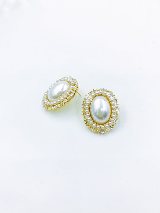 VIENNOIS Brass Imitation Pearl White Oval Trend Stud Earring 0