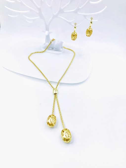 Gold Zinc Alloy Trend Oval Earring and Necklace Set