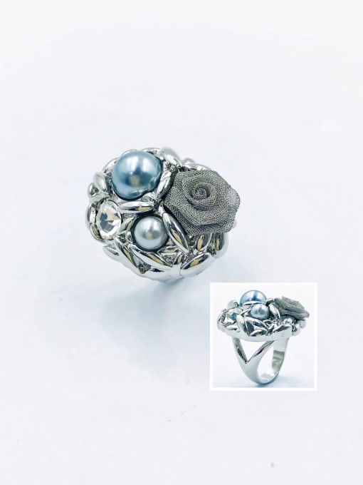 VIENNOIS Zinc Alloy Imitation Pearl Gray Flower Trend Band Ring 0