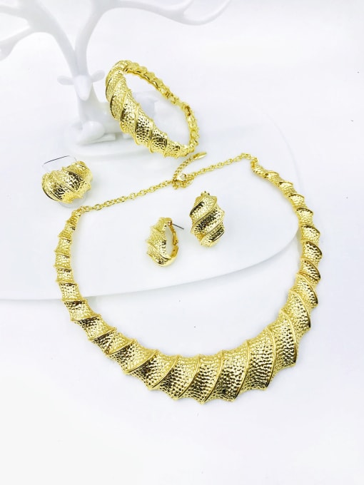 VIENNOIS Zinc Alloy Luxury Irregular Ring Earring Bangle And Necklace Set 0
