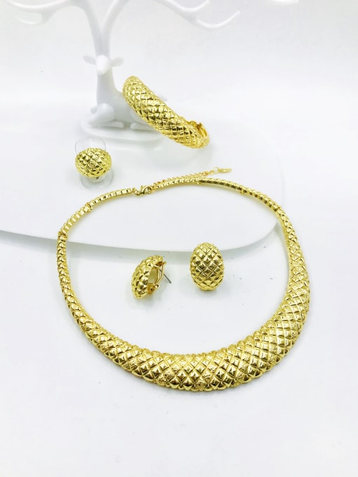 VIENNOIS Zinc Alloy Luxury Ring Earring Bangle And Necklace Set 0