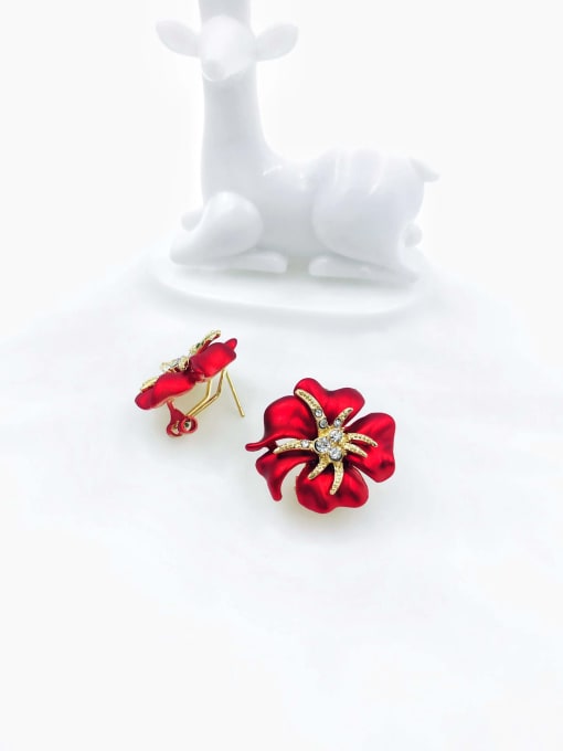 Red Zinc Alloy Rhinestone White Flower Classic Clip Earring