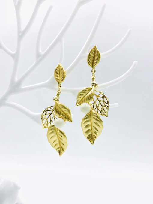 VIENNOIS Zinc Alloy Bead Red Leaf Trend Drop Earring 1