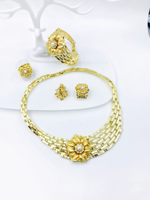 VIENNOIS Zinc Alloy Luxury Irregular Imitation Pearl White Ring Earring Bangle And Necklace Set 0