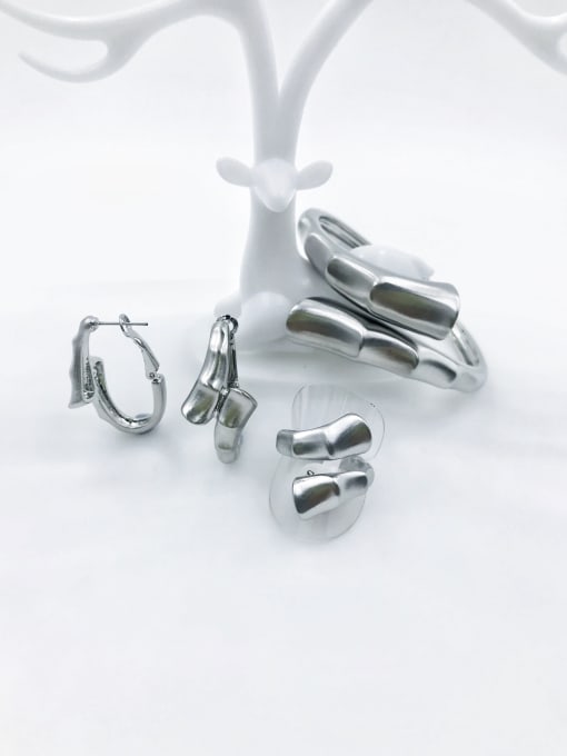 imitation rhodium Zinc Alloy Minimalist Irregular Ring Earring And Bracelet Set