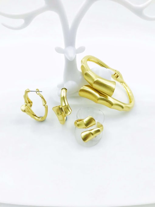 Gold Zinc Alloy Minimalist Irregular Ring Earring And Bracelet Set