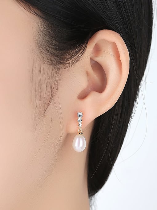 YUEFAN 925 Sterling Silver Freshwater Pearl White Minimalist Stud Earring 1