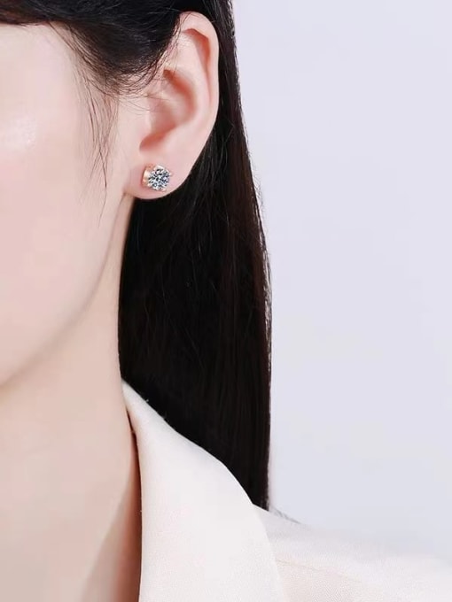 Jane Stone 925 Sterling Silver Moissanite White Minimalist Stud Earring 1