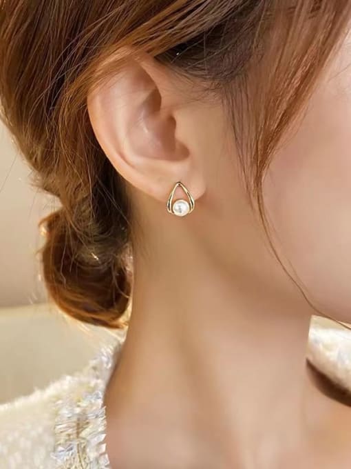 YUEFAN 925 Sterling Silver Imitation Pearl White Minimalist Stud Earring 3
