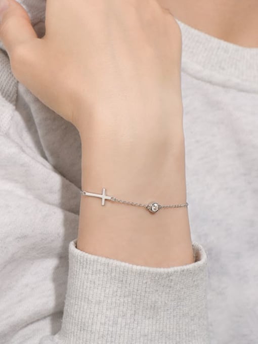 Jane Stone 925 Sterling Silver Moissanite White Cross Minimalist Link Bracelet 1