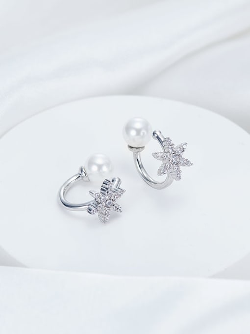 QIBAO 925 Sterling Silver Cubic Zirconia Round Trend Clip Earring