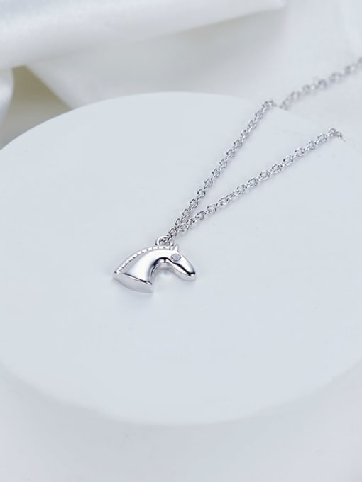 QIBAO White Triangle Classic Link Necklace 0