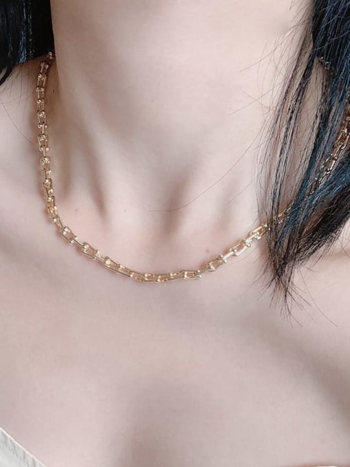 Scarlet White Brass Minimalist U Shape Chain Necklace 1