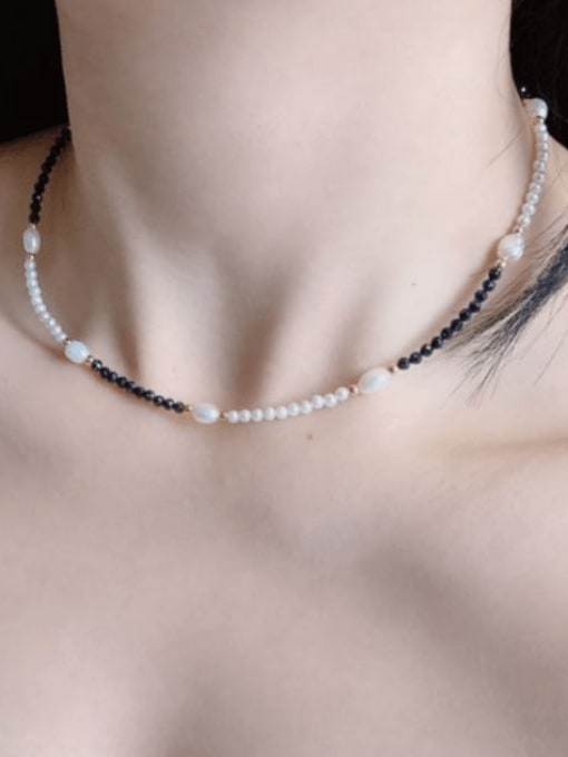 Scarlet White N-STPE-0019 Natural  Gemstone Crystal Beads Chain  Handmade  Beaded Necklace 1