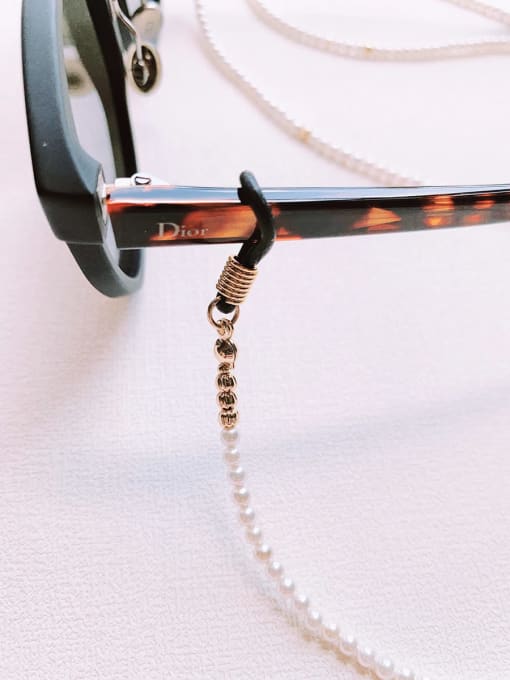 Scarlet White Natural Gemstone Crystal Beads Chain Handmade Sunglass Chains 3