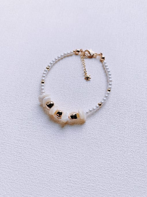 Scarlet White Natural Round Shell Beads Handmade Beaded Bracelet 0