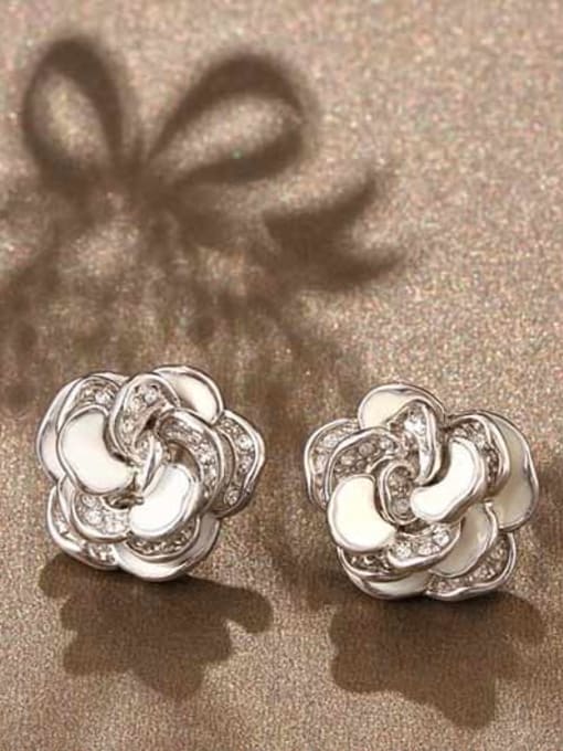 ARTINI Alloy Synthetic Crystal White Flower Minimalist Stud Earring 2