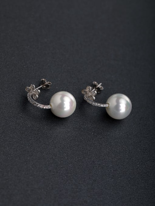 Lin Liang Micro inlay Rhinestone Bowknot Imitation pearls 925 silver Stud earrings 0